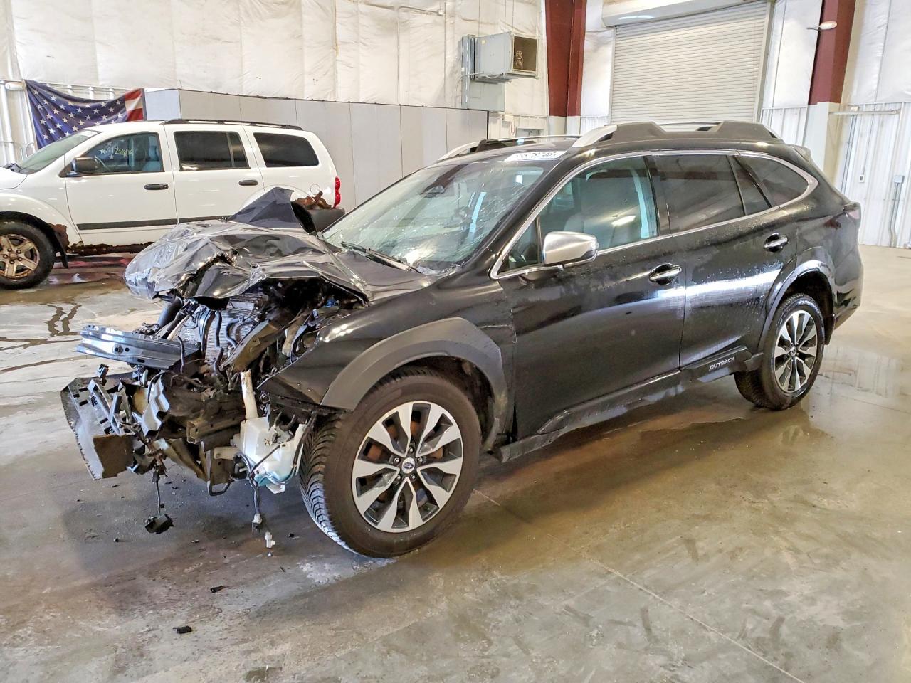2023 SUBARU OUTBACK Touring — Front 3/4