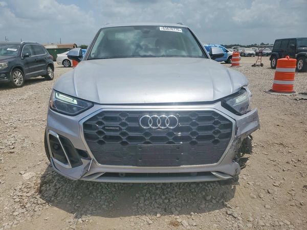 2021 AUDI Q5 E