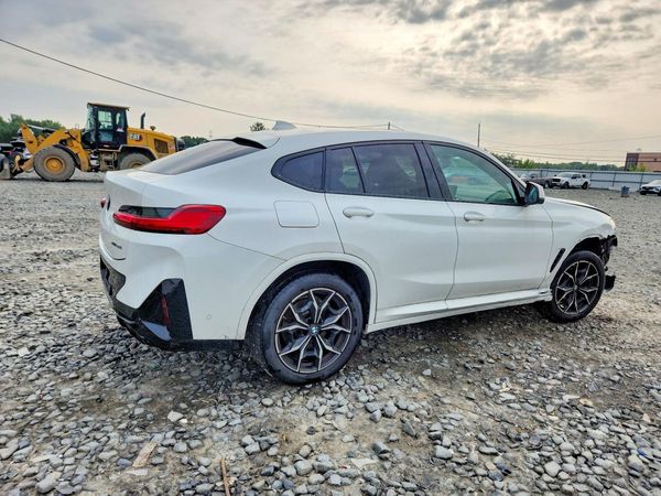 2025 BMW X4 xDrive 30i