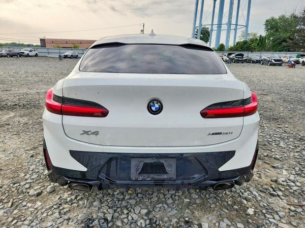 2025 BMW X4 xDrive 30i
