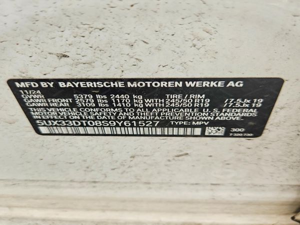 2025 BMW X4 xDrive 30i