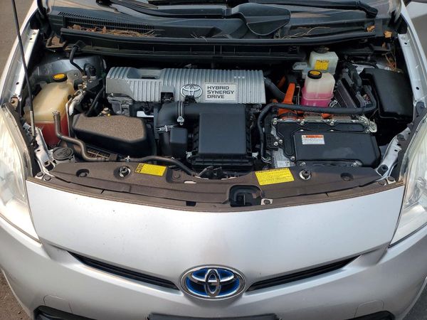2013 TOYOTA PRIUS