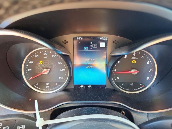 2022 MERCEDES-BENZ GLC