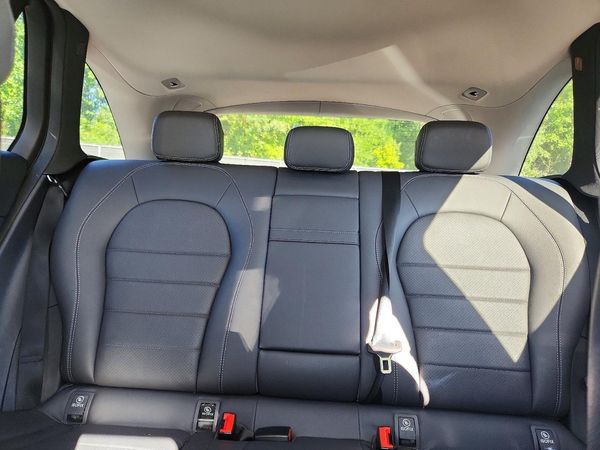2022 MERCEDES-BENZ GLC