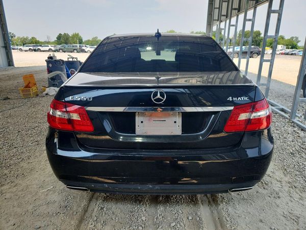 2013 MERCEDES-BENZ E E550 4MATIC