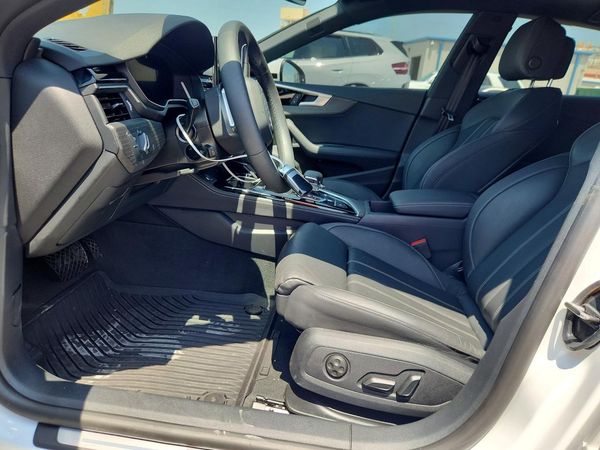 2025 AUDI A5