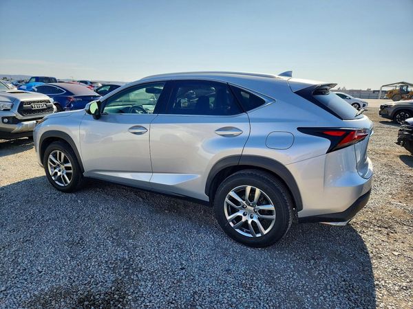 2016 LEXUS NX 200T 200t Luxury