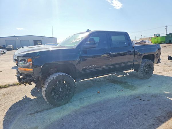 2018 CHEVROLET SILVERADO LT