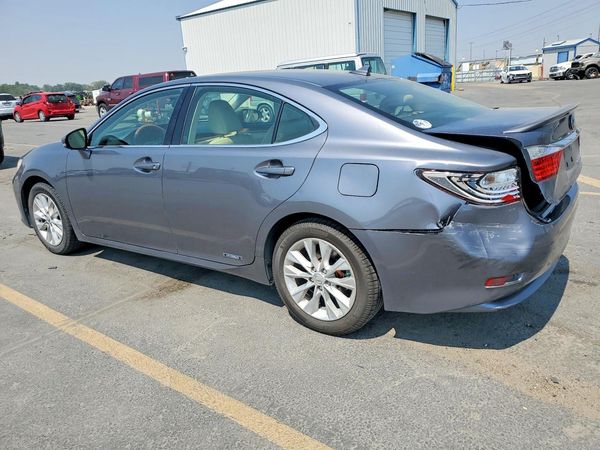 2013 LEXUS ES 300h