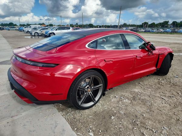 2020 PORSCHE TAYCAN Turbo / Turbo S
