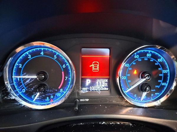 2017 TOYOTA COROLLA
