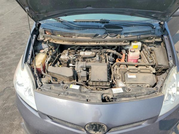 2015 TOYOTA PRIUS