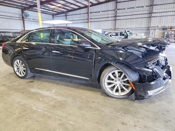 2017 CADILLAC XTS Luxury