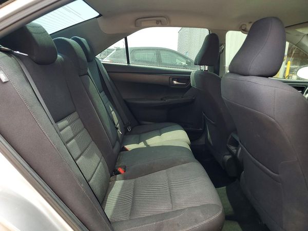 2015 TOYOTA CAMRY