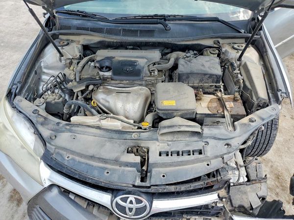 2015 TOYOTA CAMRY