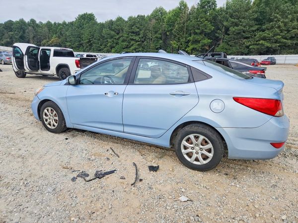 2013 HYUNDAI ACCENT GLS, GS