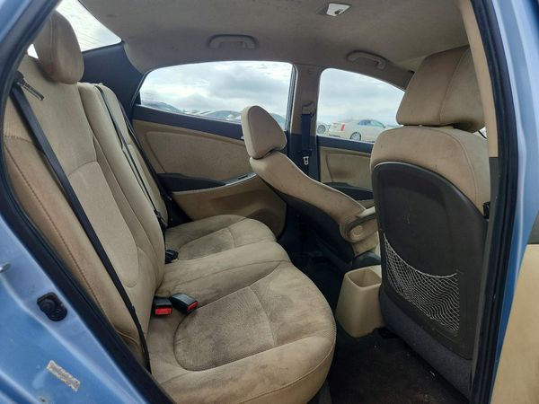 2013 HYUNDAI ACCENT GLS, GS