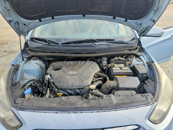 2013 HYUNDAI ACCENT GLS, GS
