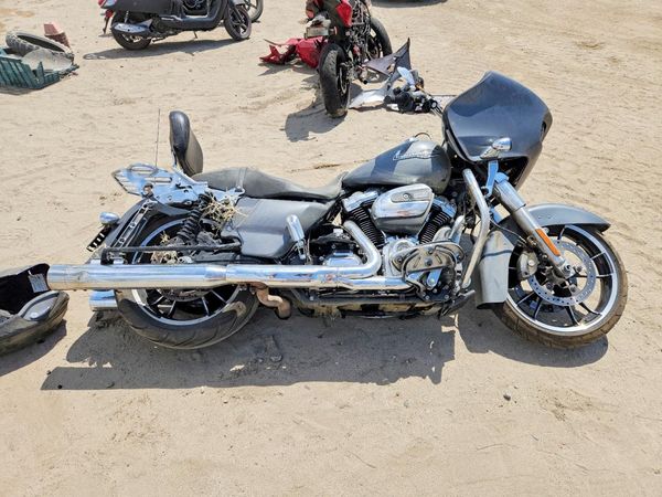 2021 HARLEY-DAVIDSON FL