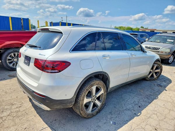2021 MERCEDES-BENZ GLC GLC300-4M