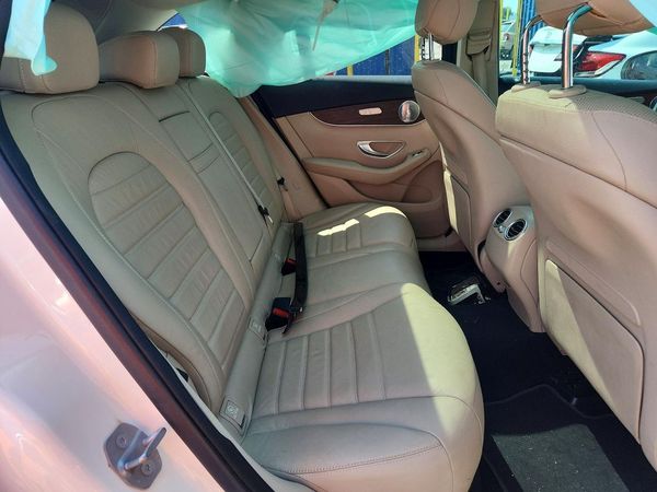 2021 MERCEDES-BENZ GLC GLC300-4M