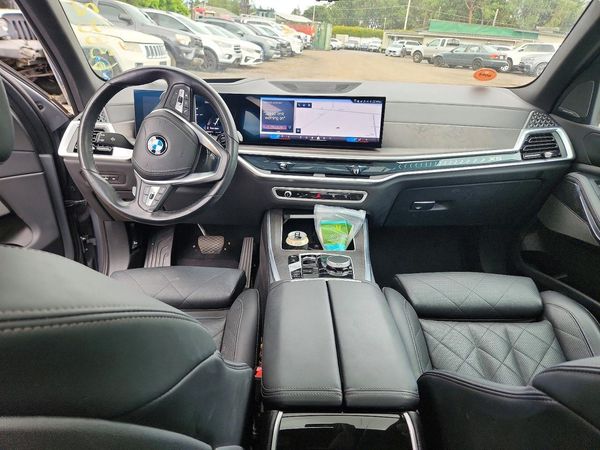 2025 BMW X5 xDrive40i