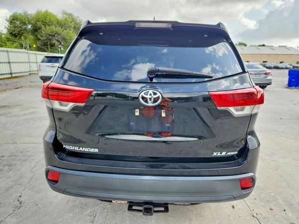 2019 TOYOTA HIGHLANDER SE/XLE
