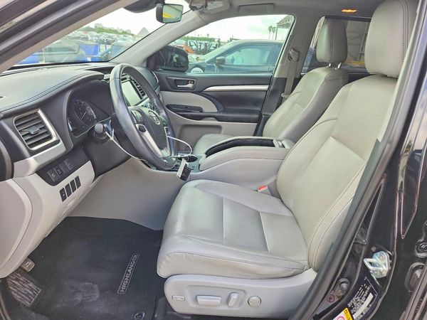 2019 TOYOTA HIGHLANDER SE/XLE