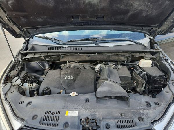2019 TOYOTA HIGHLANDER SE/XLE