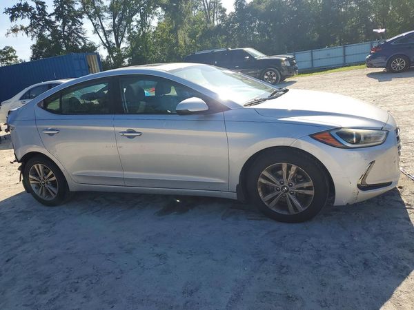 2018 HYUNDAI ELANTRA