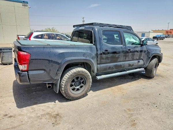 2017 TOYOTA TACOMA