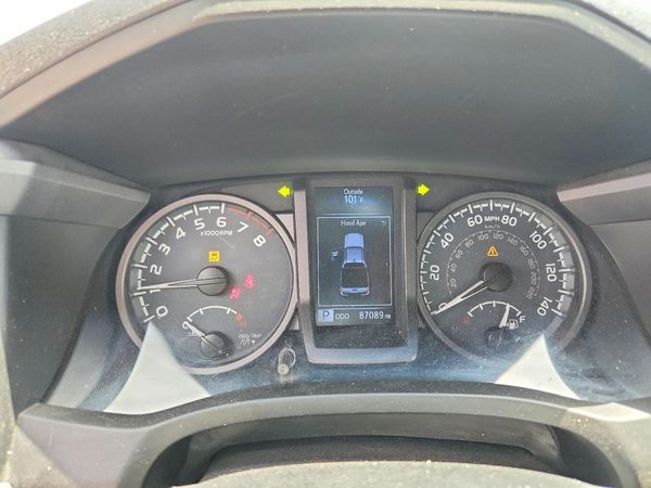 2017 TOYOTA TACOMA