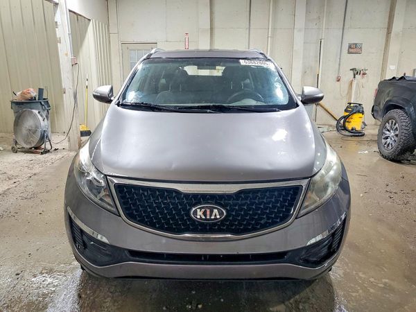 2015 KIA SPORTAGE GL - Middle-low