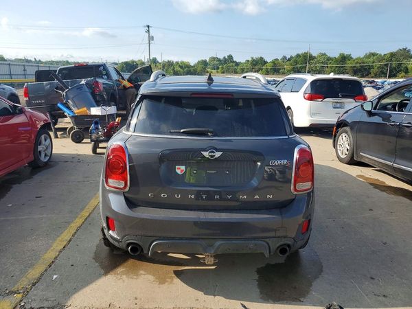 2017 MINI COOPER