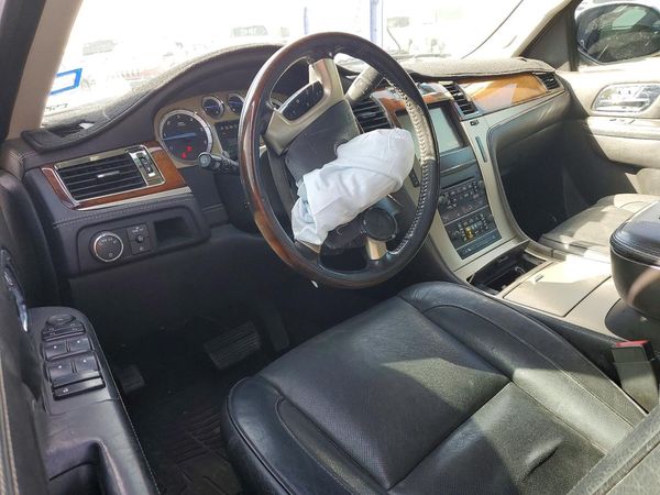 2013 CADILLAC ESCALADE