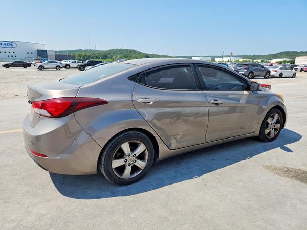 2016 HYUNDAI ELANTRA