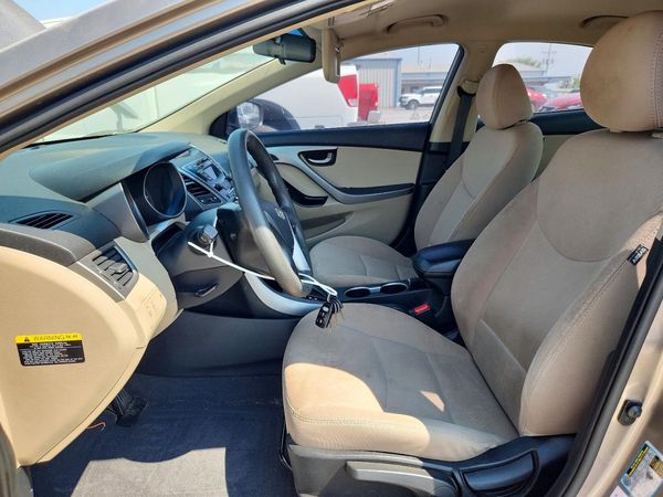 2016 HYUNDAI ELANTRA