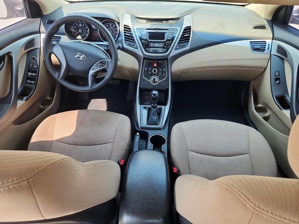 2016 HYUNDAI ELANTRA