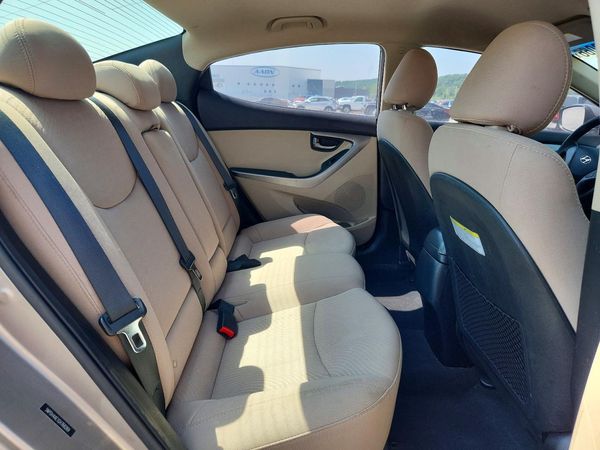 2016 HYUNDAI ELANTRA