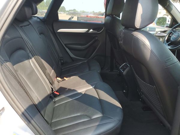 2017 AUDI Q3 quattro Premium Plus