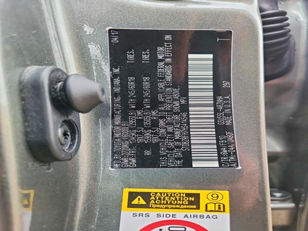 2017 TOYOTA HIGHLANDER LE/LE Plus
