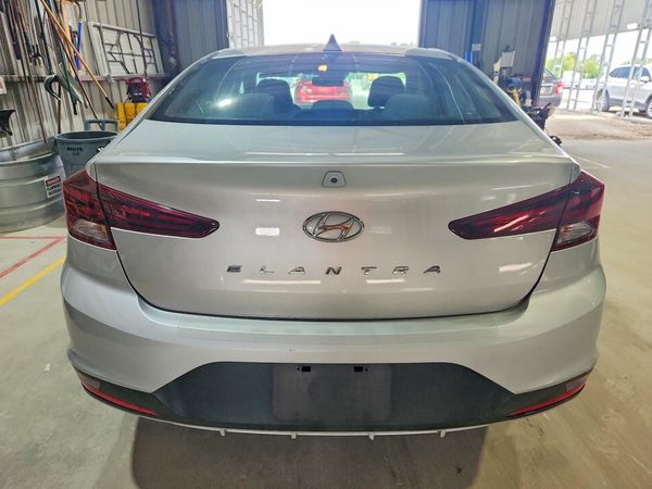 2019 HYUNDAI ELANTRA