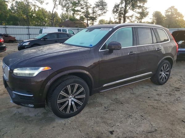 2018 VOLVO XC90