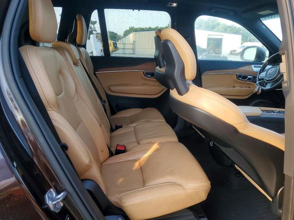 2018 VOLVO XC90 Inscription