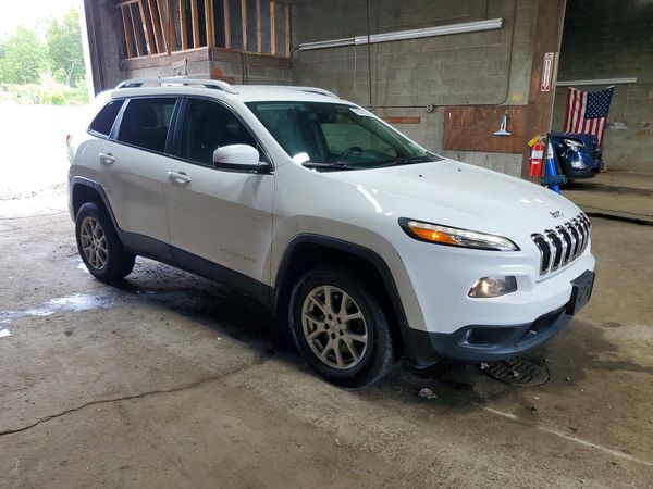 2016 JEEP CHEROKEE LATITUDE 4X4