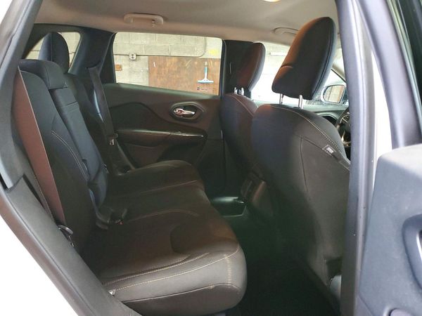2016 JEEP CHEROKEE LATITUDE 4X4