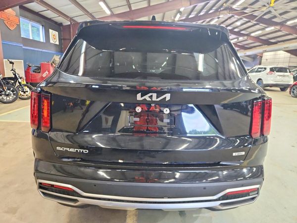 2023 KIA SORENTO EX