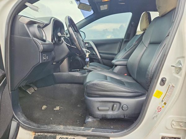 2016 TOYOTA RAV4