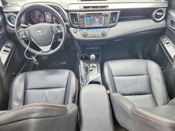2016 TOYOTA RAV4