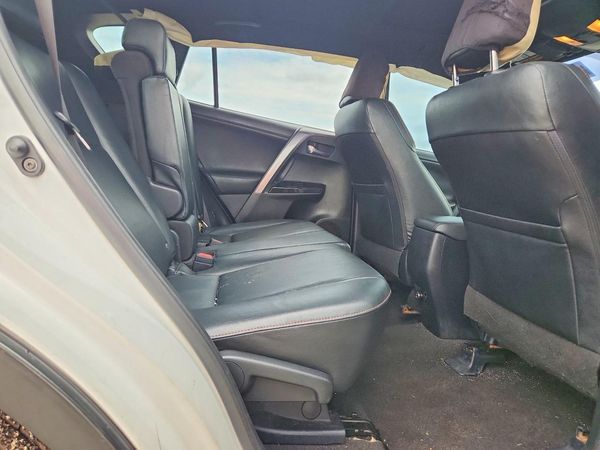 2016 TOYOTA RAV4